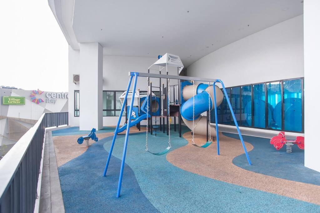 Icity 1bedroom Near Mall Free Parking & Wifi Apartment