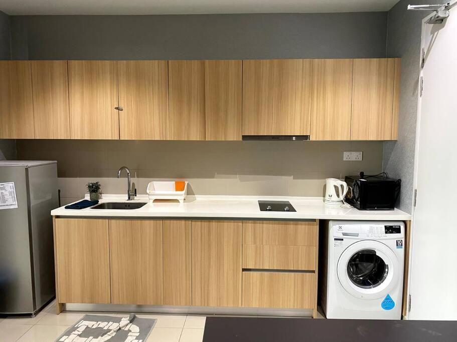 Apartment Icity 1bedroom Near Mall Free Parking & Wifi